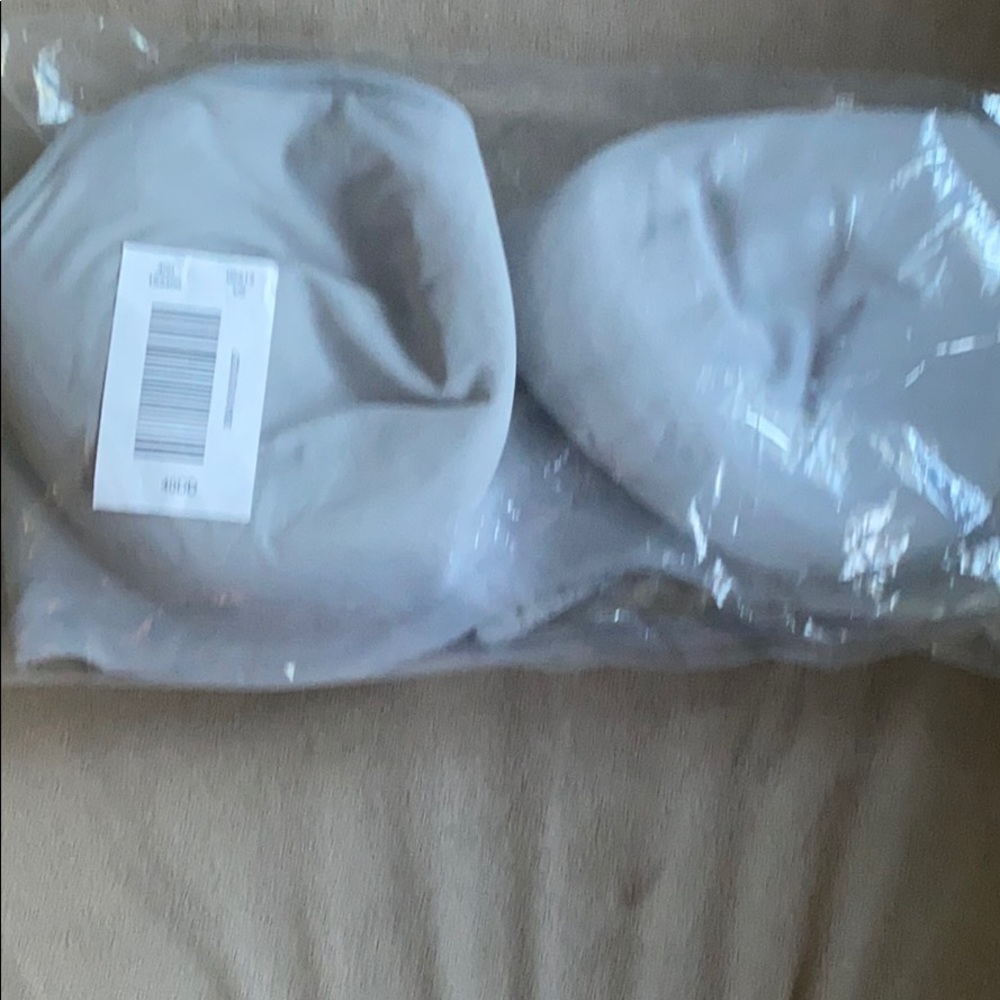 NWT GREY Cacique Sexy Support Smooth Balconette